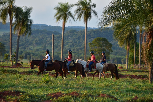 Passeio Recanto Ecológico Rio da Prata - Passeio a cavalo na Fazenda Cabeceira do Prata Foto divulgao